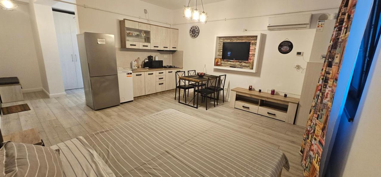 Calin Luma Studio Apartment Năvodari Exterior foto